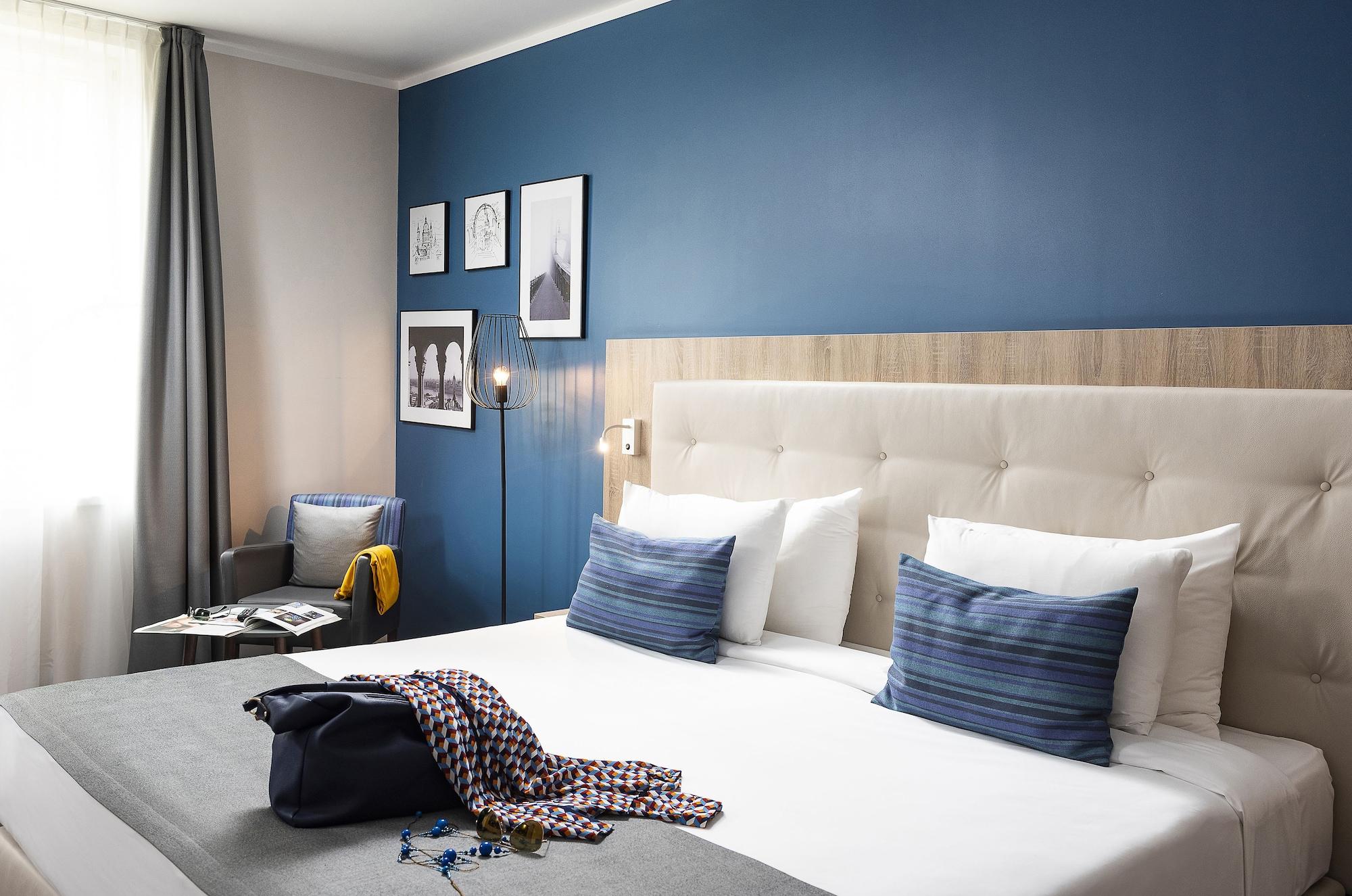 เดอะ ทรี คอร์เนอร์ ไลฟ์สไตล์ โฮเต็ล Hotel บูดาเปสต์ ภายนอก รูปภาพ