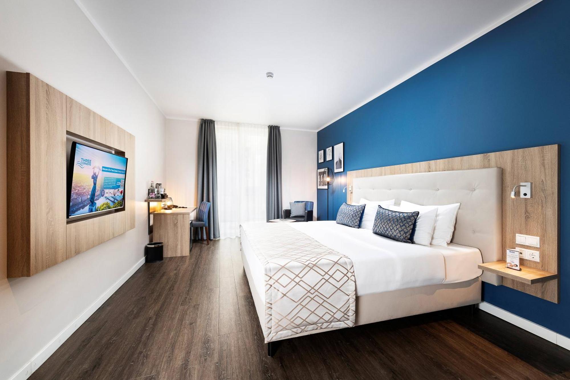 เดอะ ทรี คอร์เนอร์ ไลฟ์สไตล์ โฮเต็ล Hotel บูดาเปสต์ ภายนอก รูปภาพ