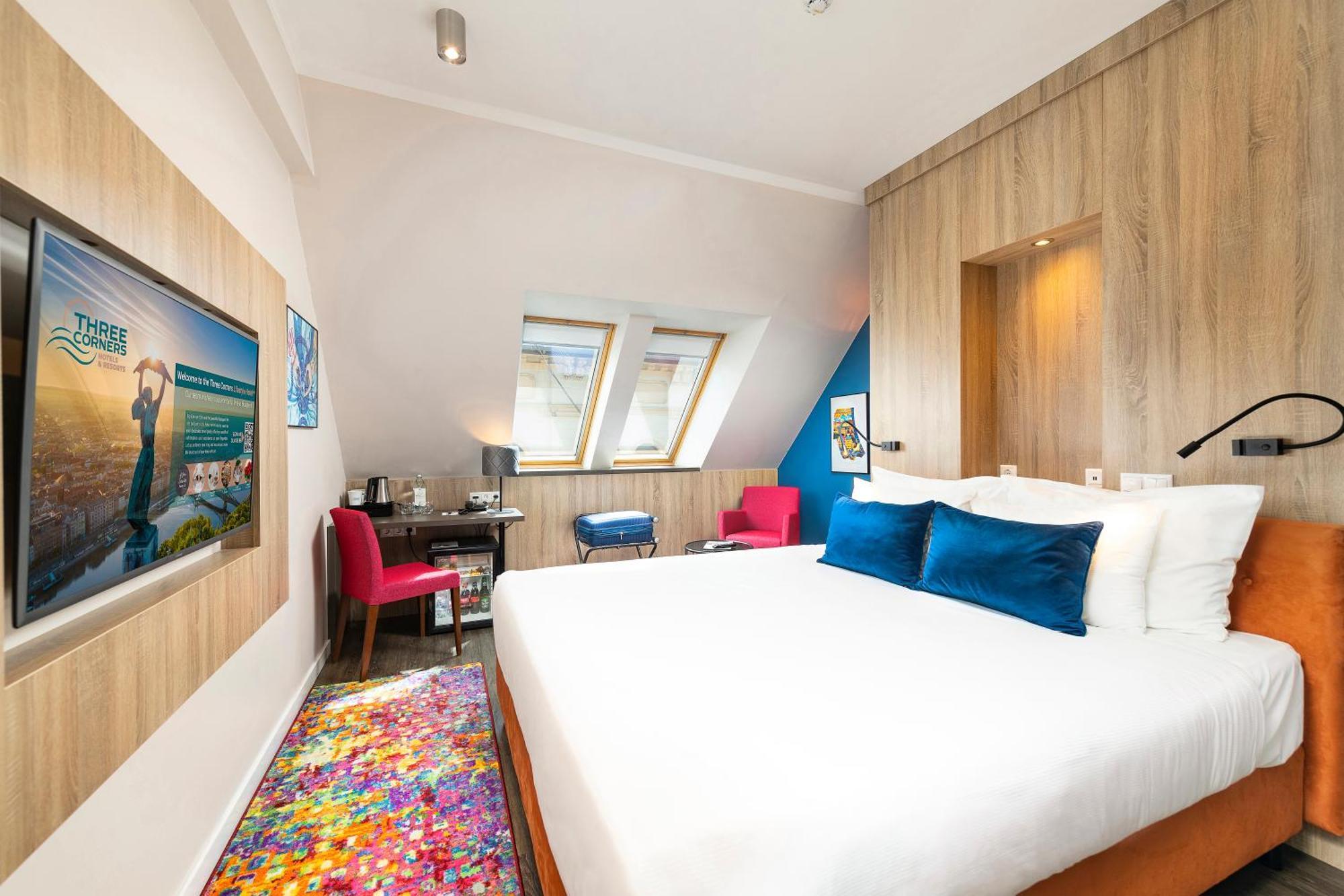 เดอะ ทรี คอร์เนอร์ ไลฟ์สไตล์ โฮเต็ล Hotel บูดาเปสต์ ภายนอก รูปภาพ