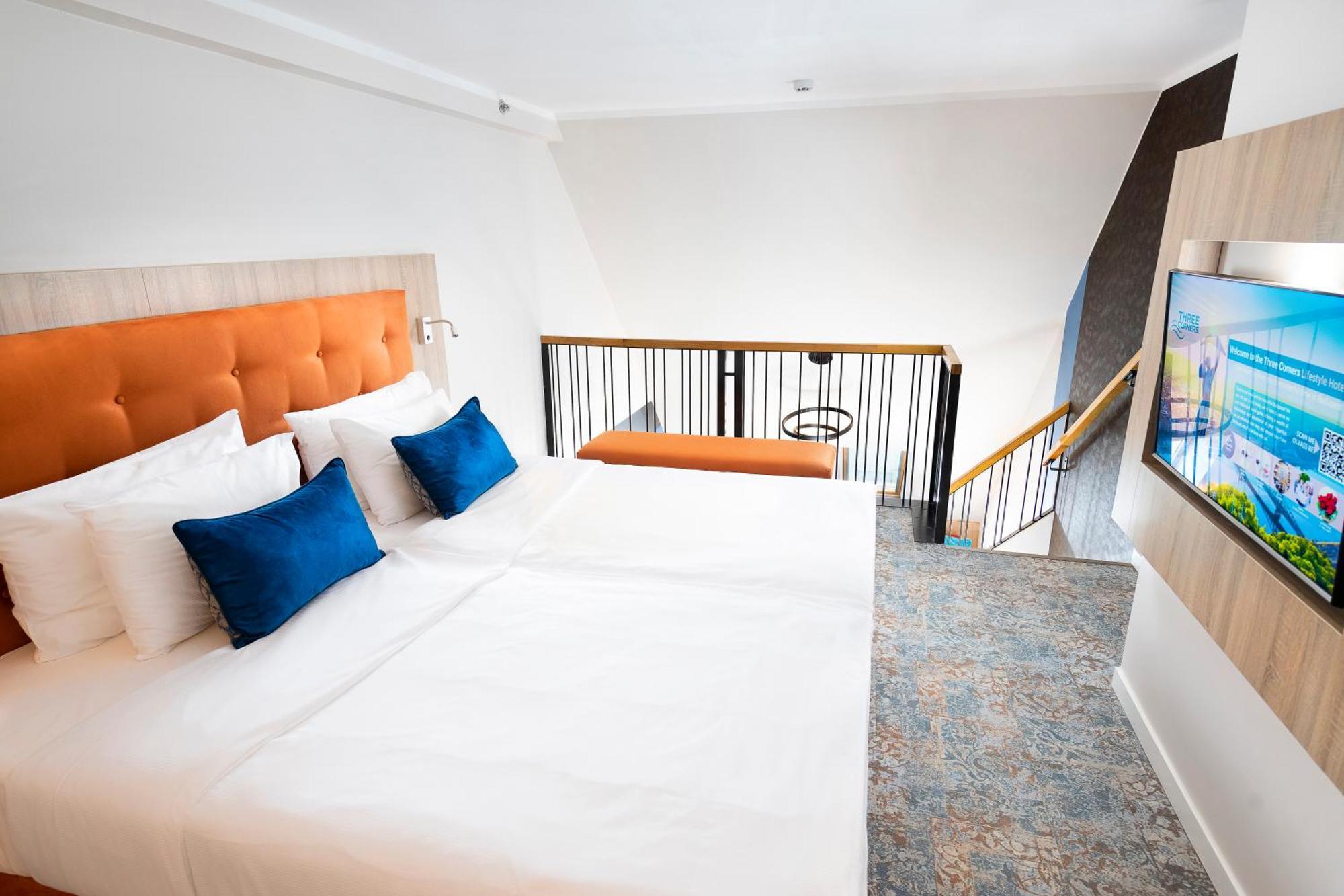 เดอะ ทรี คอร์เนอร์ ไลฟ์สไตล์ โฮเต็ล Hotel บูดาเปสต์ ภายนอก รูปภาพ