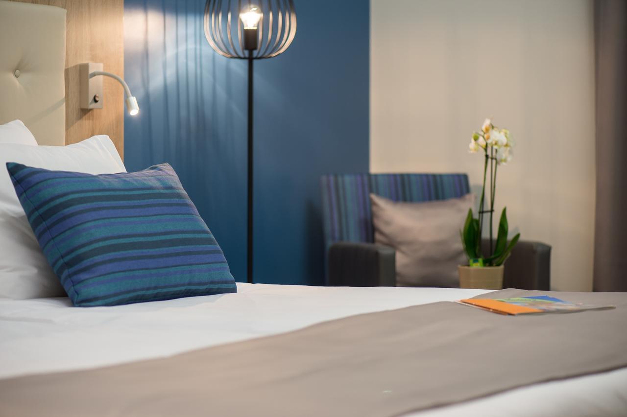 เดอะ ทรี คอร์เนอร์ ไลฟ์สไตล์ โฮเต็ล Hotel บูดาเปสต์ ภายนอก รูปภาพ